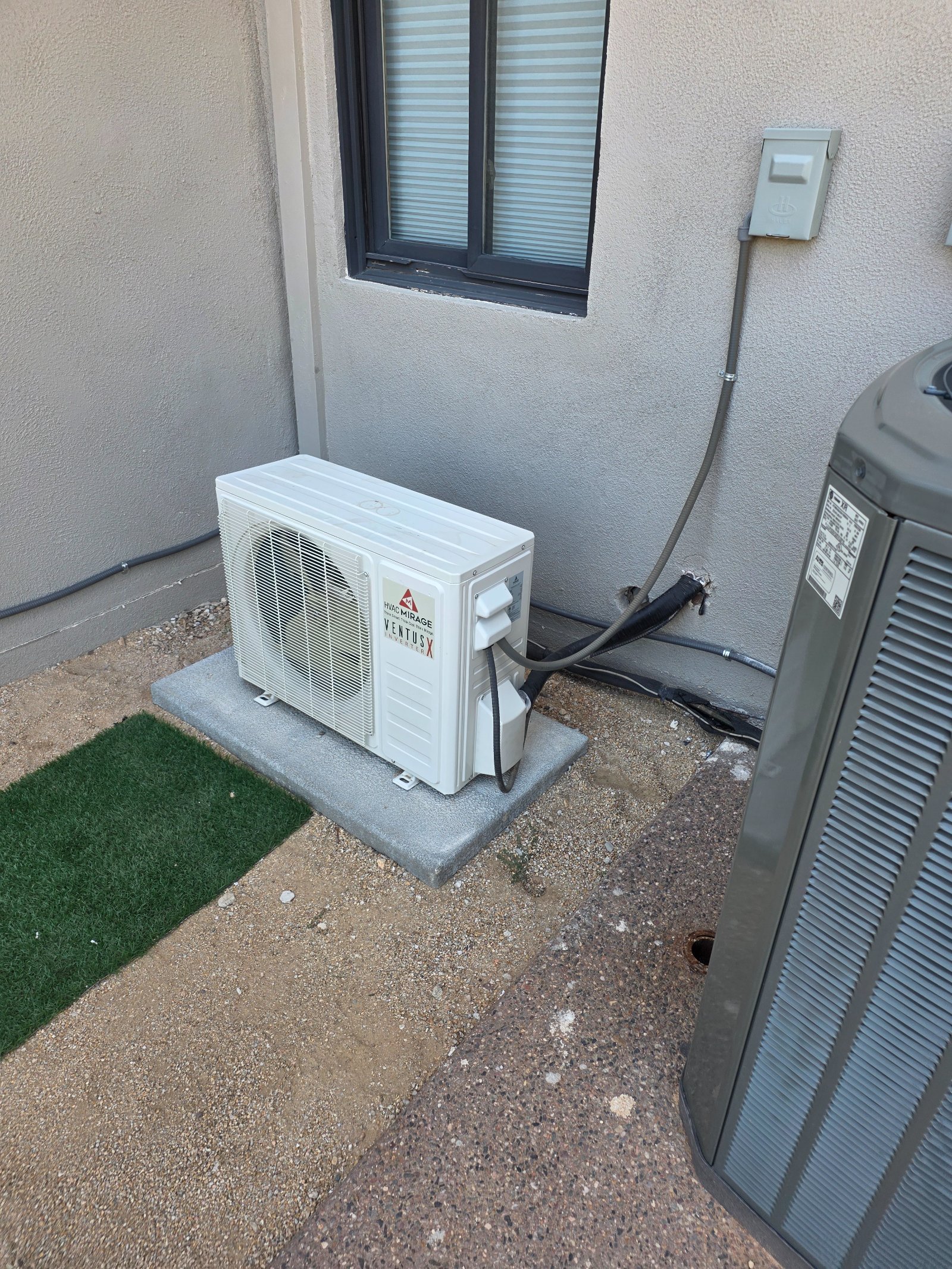 Banx Electric Run new designated two twenty amp circuit for many split in Scottsdale, AZ
