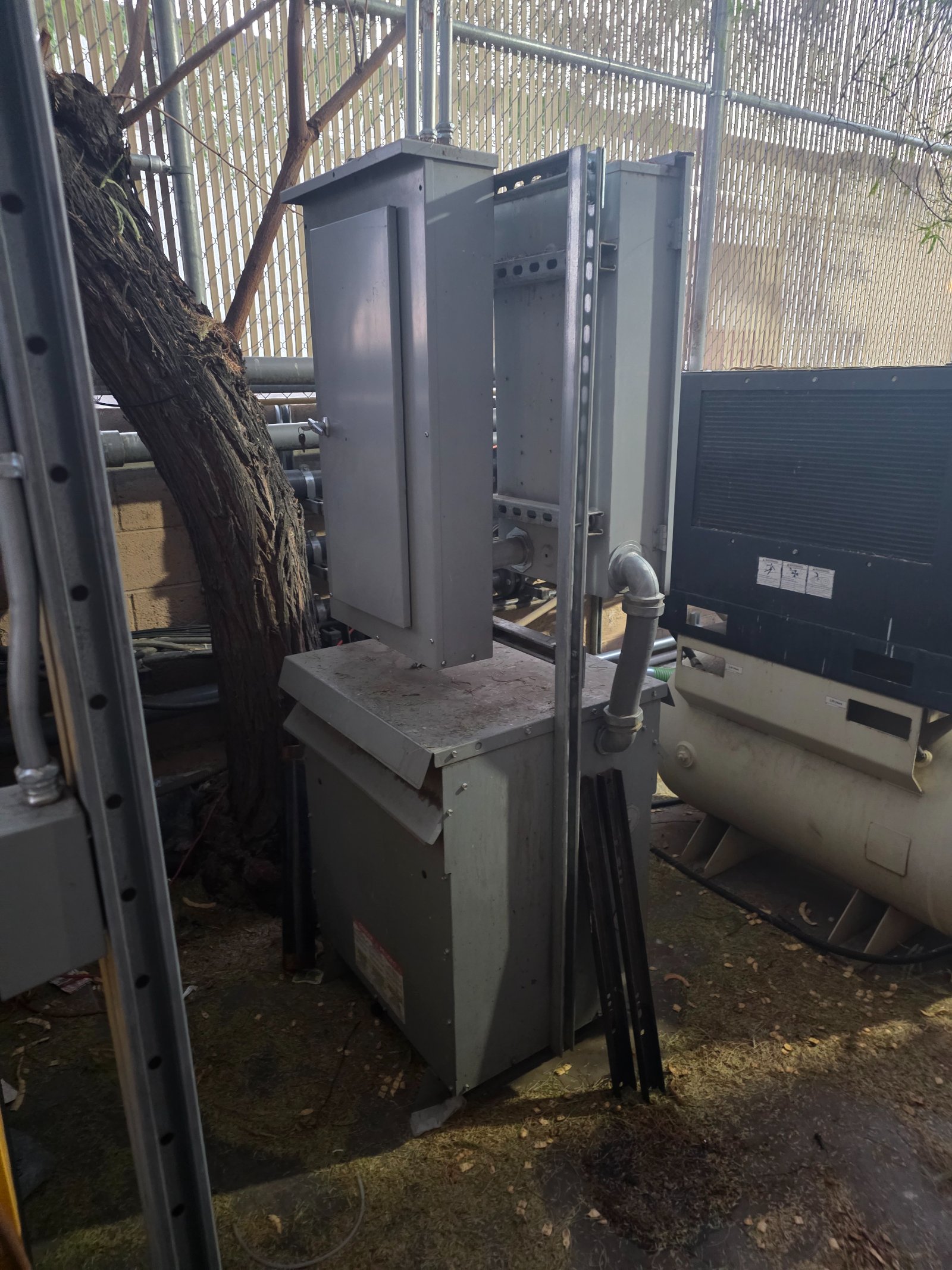 Change out 10 kv transformer in Goodyear, AZ